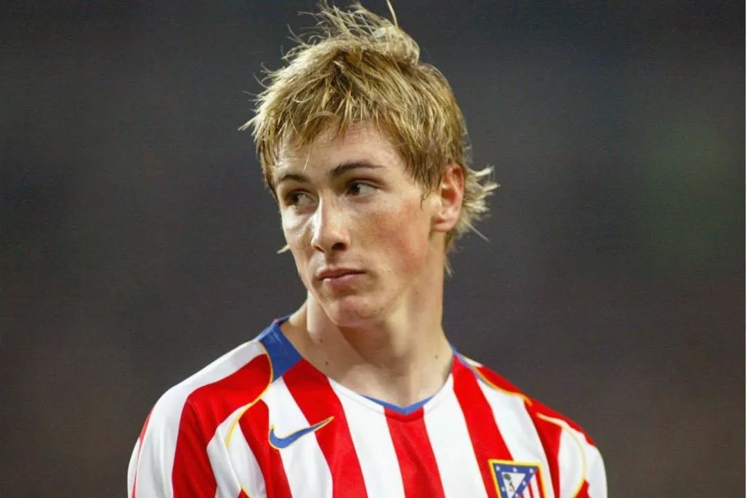 小艾电竞官网- 弗赖堡连续十场不败，主帅获续约奖励  