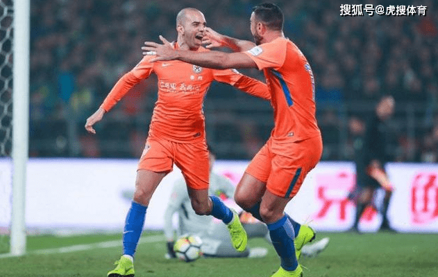 小艾电竞官方网站- 莱切斯特城旧将瓦尔迪现身看台，引猜想  