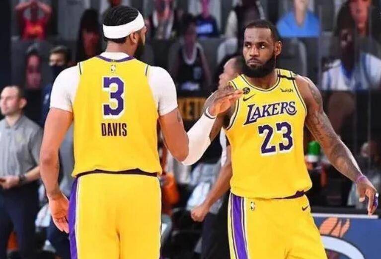 小艾电竞官方网站- 湖人队，签下新援，中锋补强内线实力  