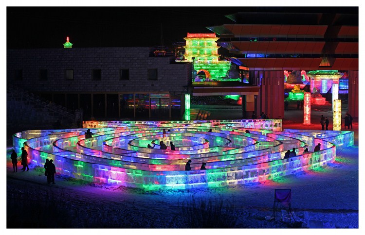 小艾电竞- 亚眠主场灯光系统升级，可变色LED营造沉浸式观赛体验  